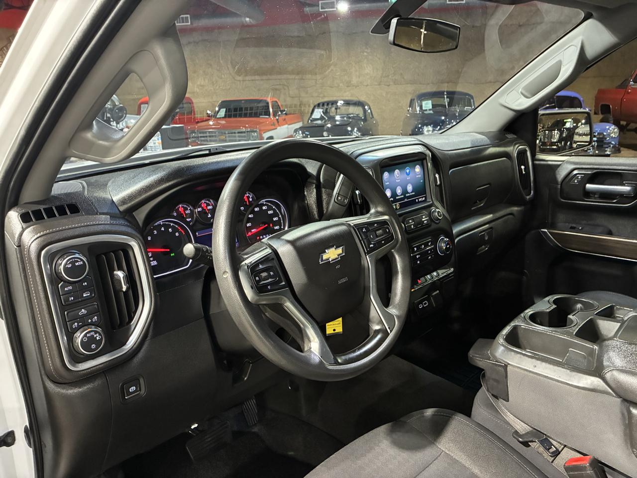 Chevrolet Silverado 1500 4WD Crew Cab 147" LT 2020