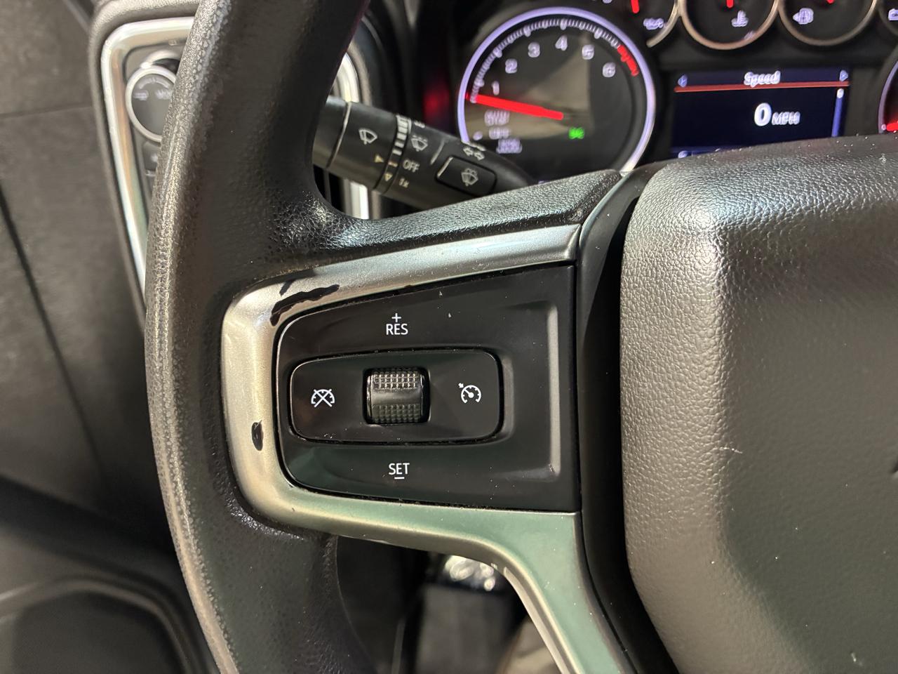 Chevrolet Silverado 1500 4WD Crew Cab 147" LT 2020
