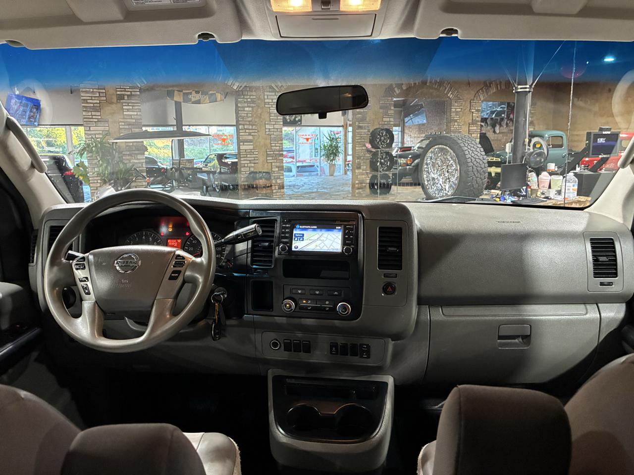 Nissan NV Standard Roof 1500 V6 SV 2016