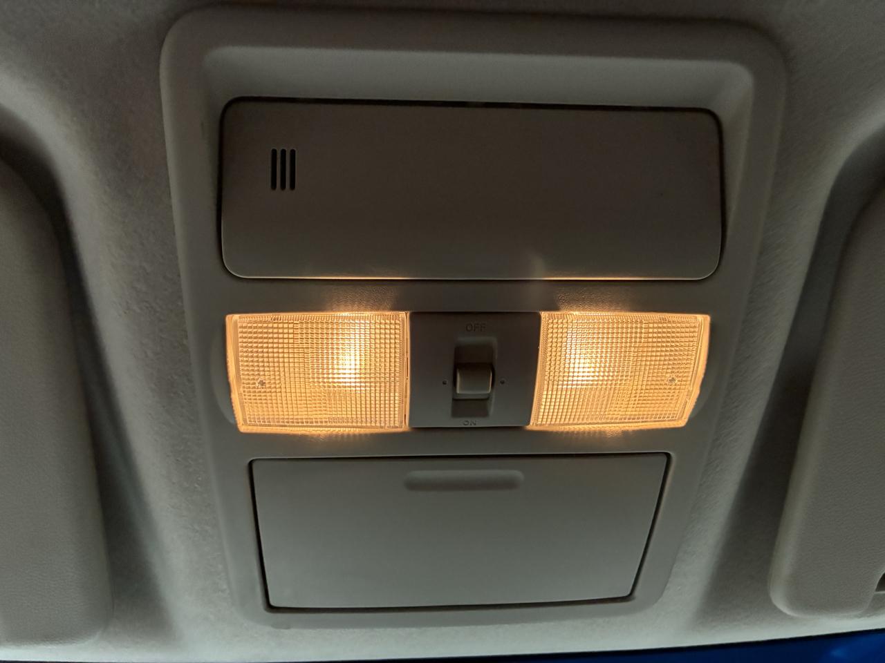 Nissan NV Standard Roof 1500 V6 SV 2016