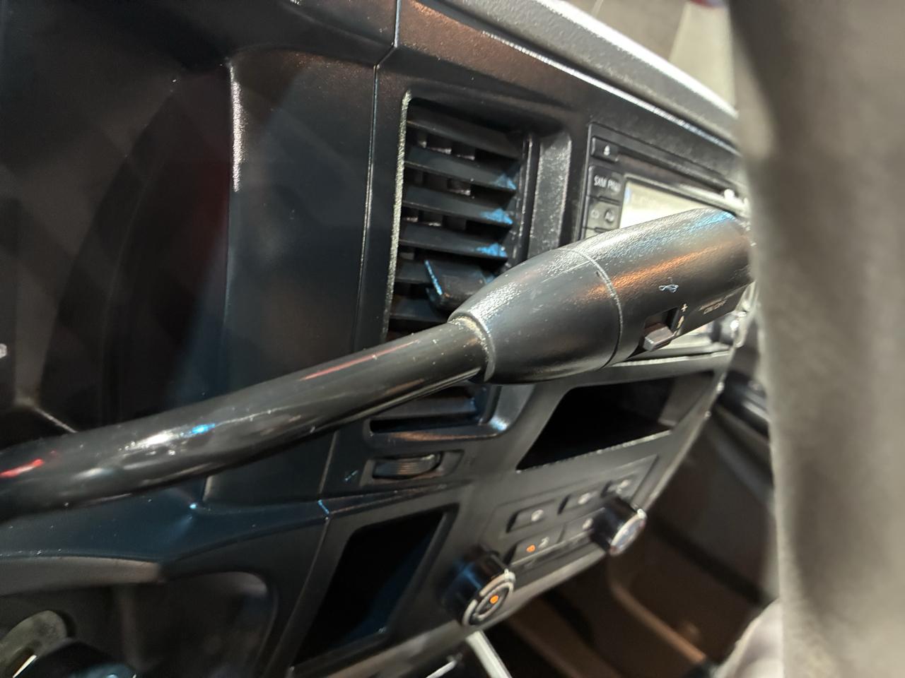 Nissan NV Standard Roof 1500 V6 SV 2016