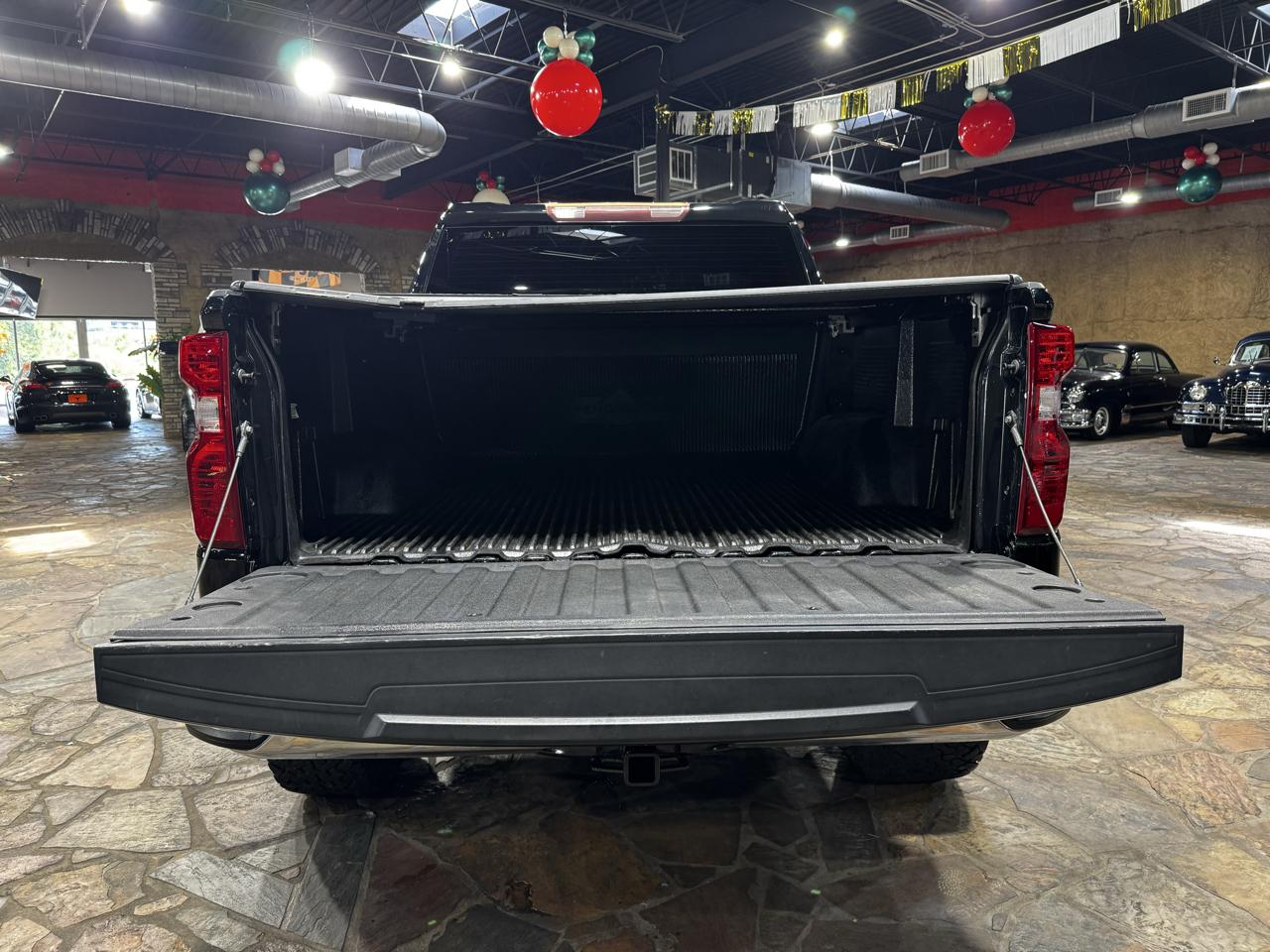 Chevrolet Silverado 1500 4WD Crew Cab 147" LT 2020