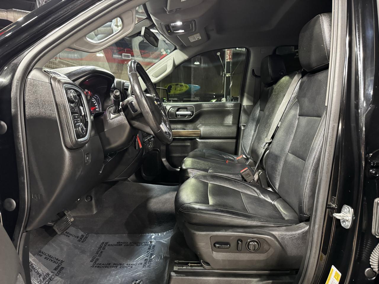 Chevrolet Silverado 1500 4WD Crew Cab 147" LT 2020