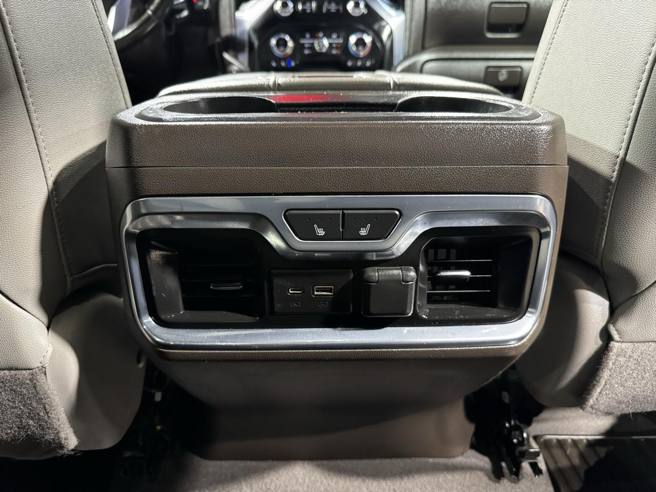 GMC Sierra 1500 4WD Crew Cab 147" SLT 2020