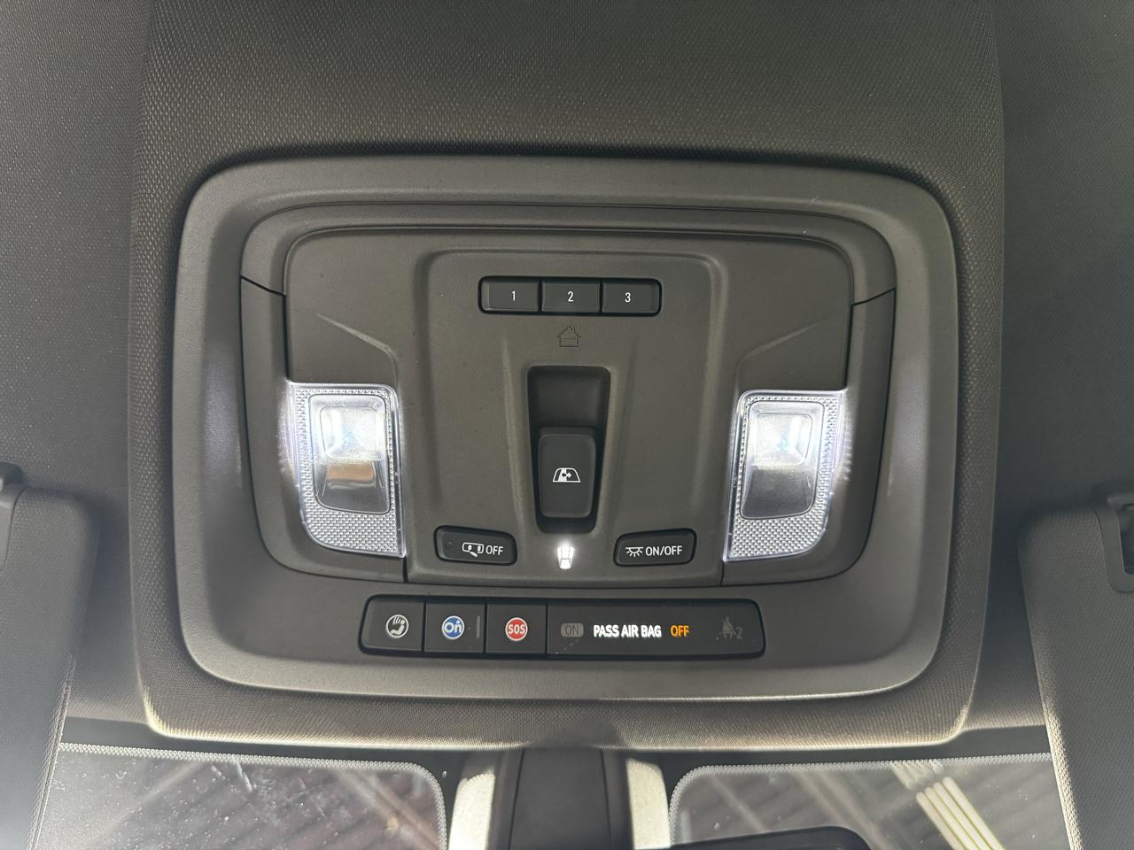 GMC Sierra 1500 4WD Crew Cab 147" SLT 2020
