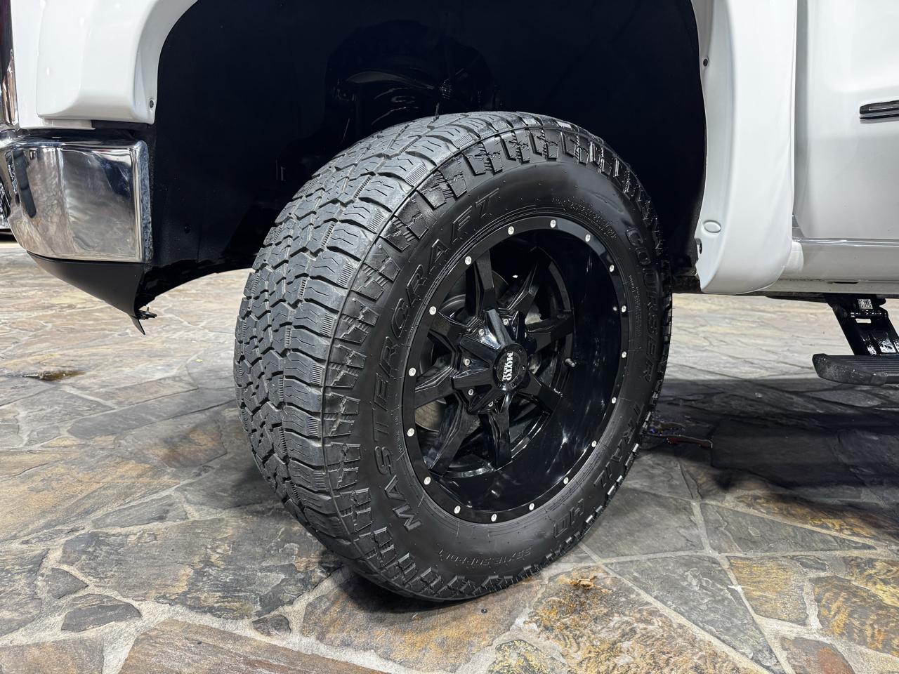 GMC Sierra 1500 4WD Crew Cab 147" SLT 2020