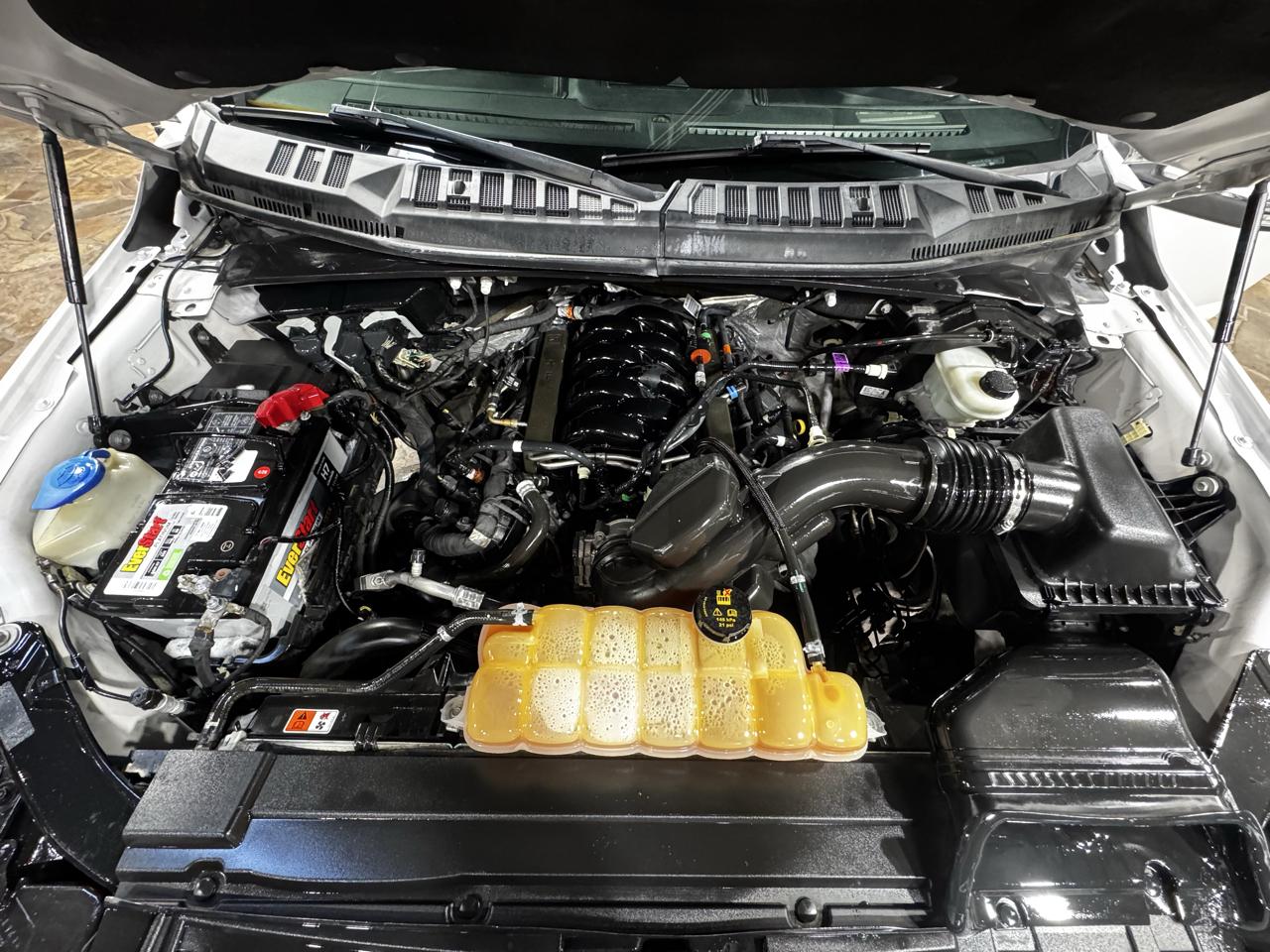 Ford F-150 Platinum SuperCrew 5.5-ft. Bed 4WD 2018