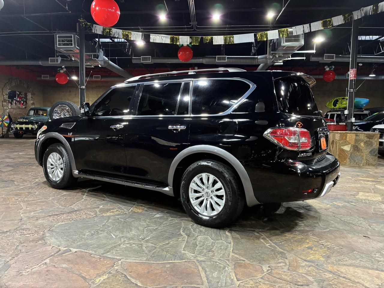 Nissan Armada 4x2 SV 2017