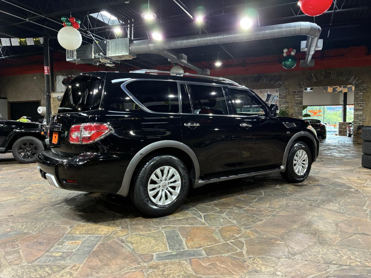 Nissan Armada 4x2 SV 2017