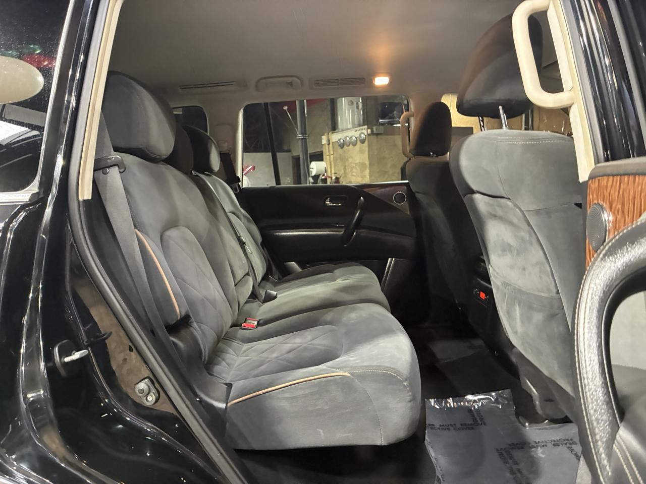 Nissan Armada 4x2 SV 2017