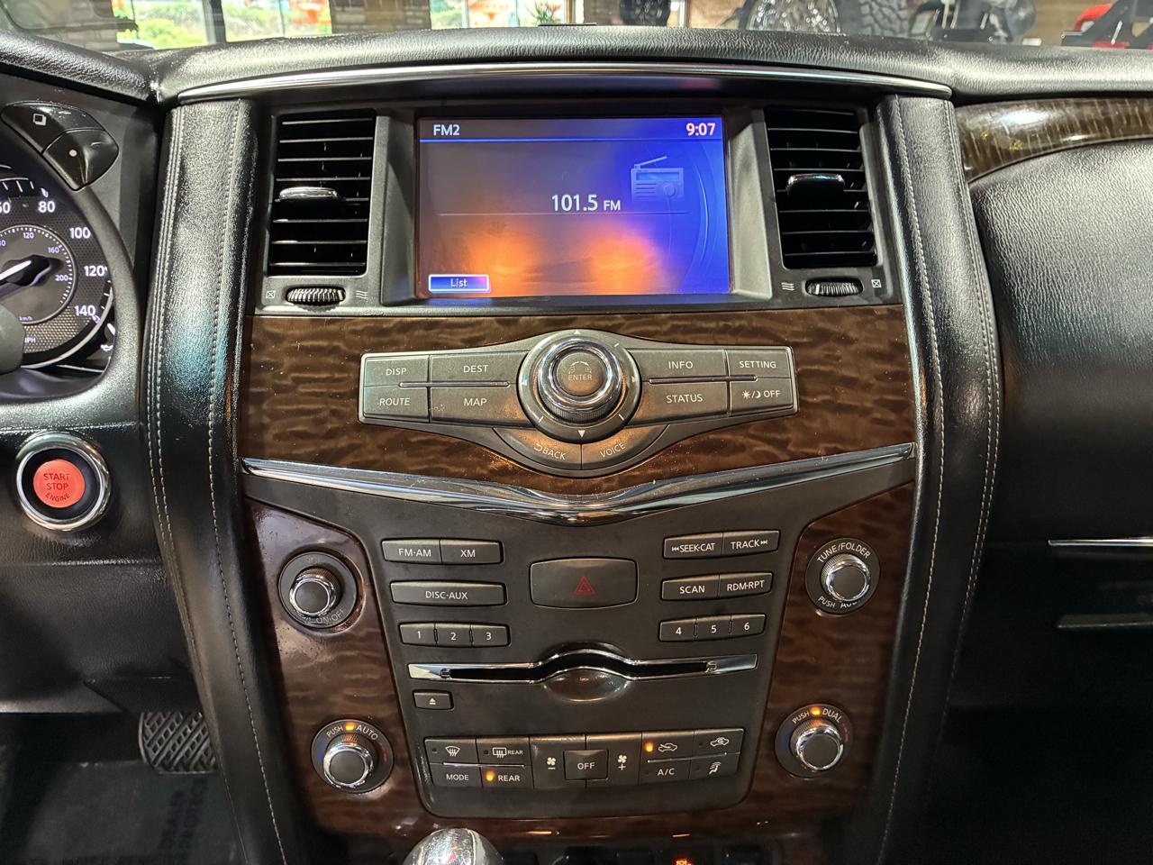 Nissan Armada 4x2 SV 2017