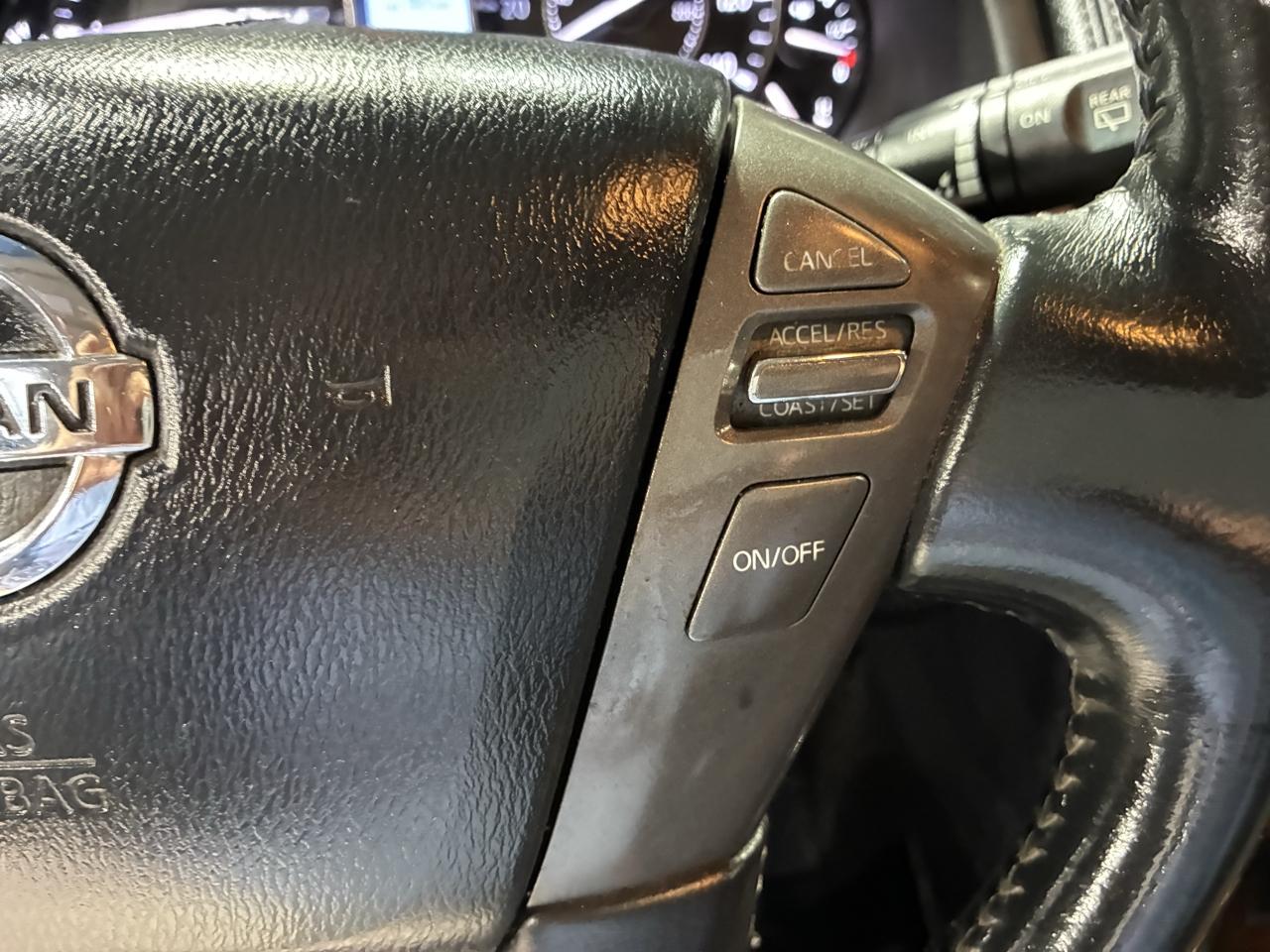 Nissan Armada 4x2 SV 2017