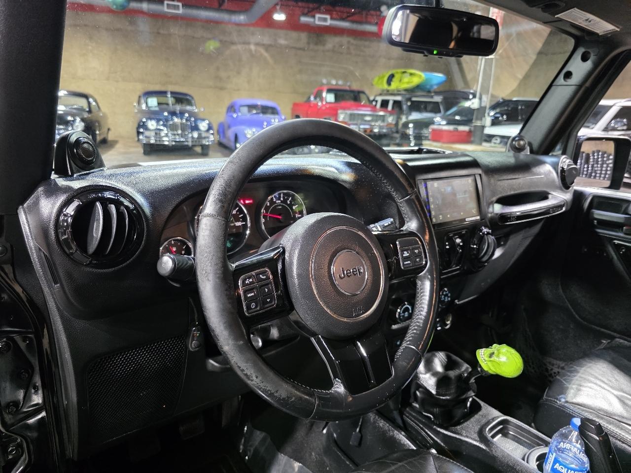 Jeep Wrangler Unlimited 4WD 4dr Sahara 2014