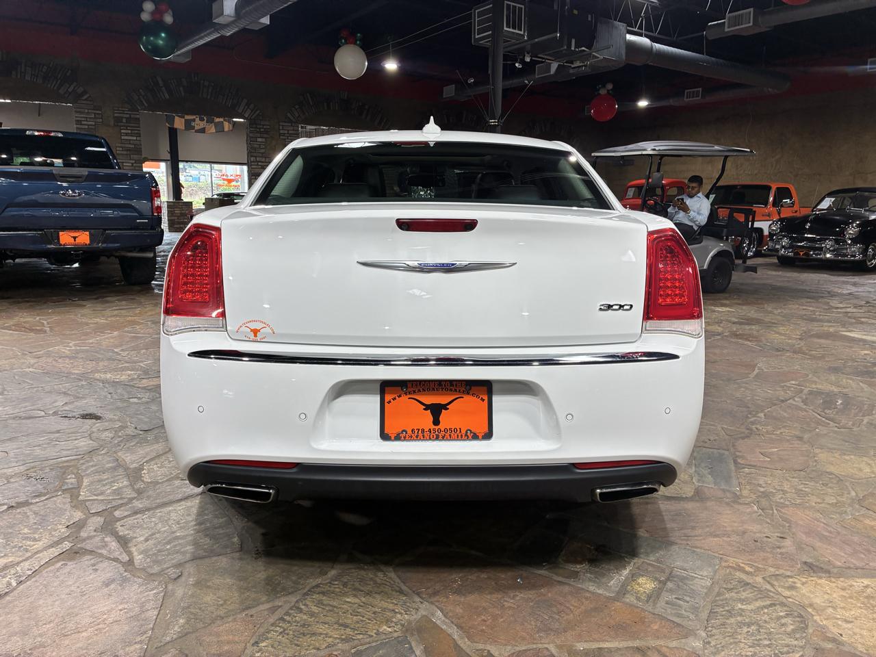 Chrysler 300 Limited RWD 2018
