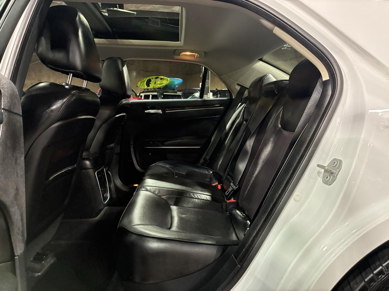 Chrysler 300 Limited RWD 2018