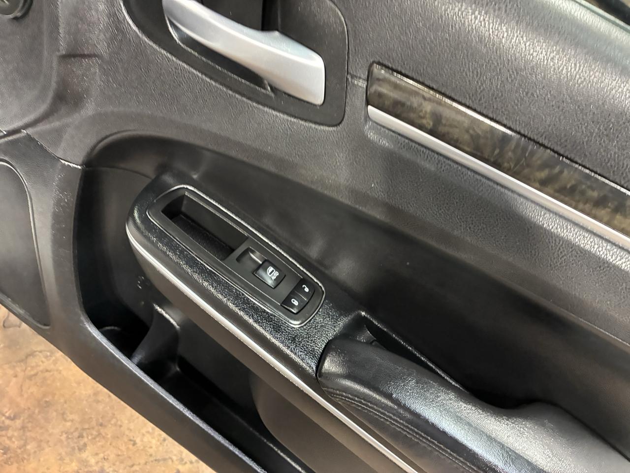 Chrysler 300 Limited RWD 2018