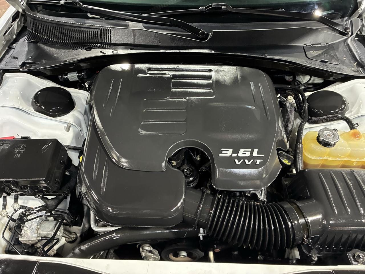 Chrysler 300 Limited RWD 2018