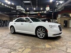 2018 Chrysler 300 