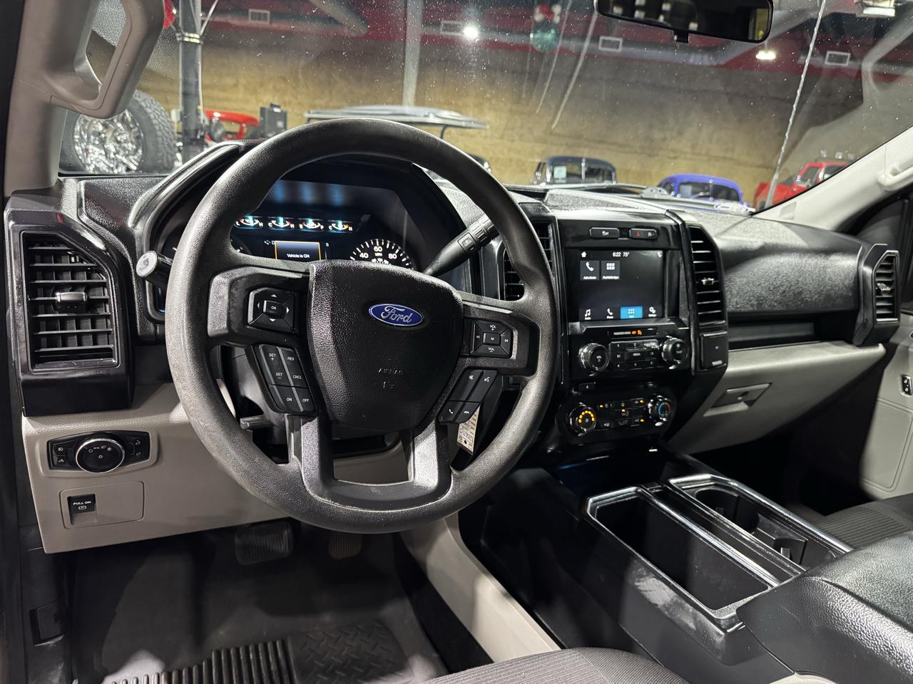 Ford F-150 STX 4WD SuperCrew 5.5' Box 2018