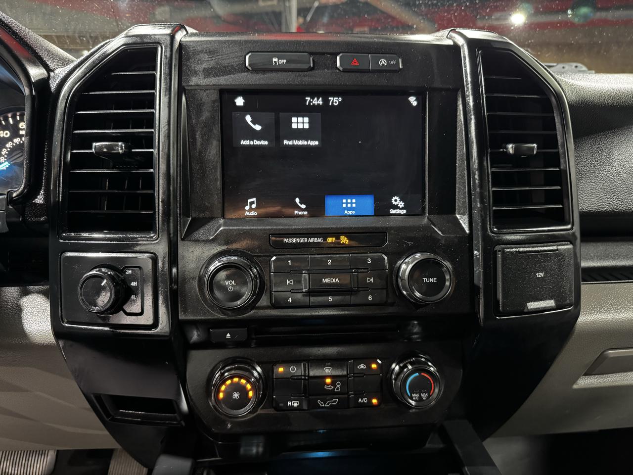 Ford F-150 STX 4WD SuperCrew 5.5' Box 2018