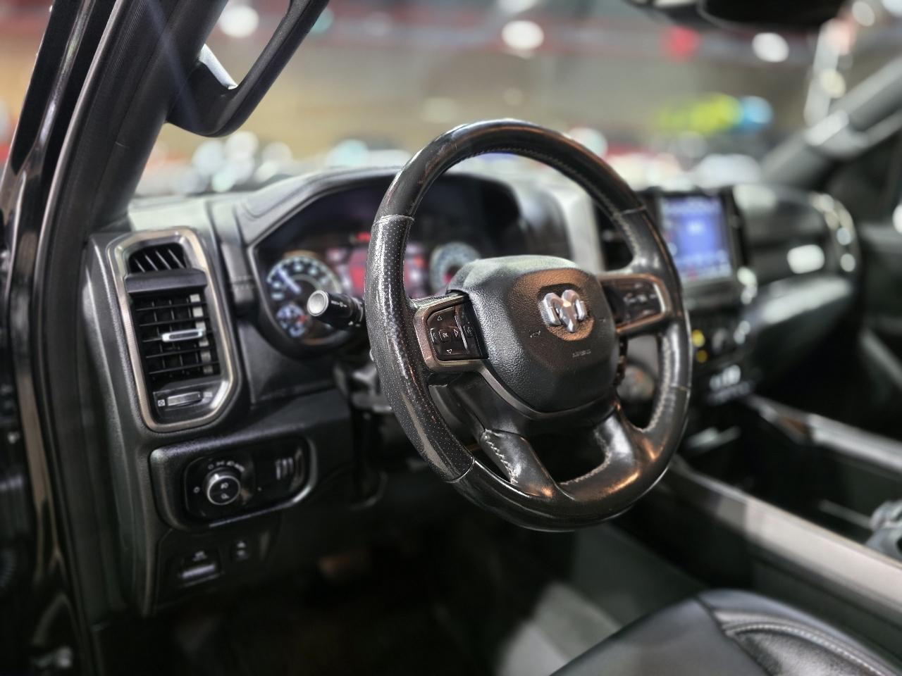 RAM 1500 4WD Crew Cab 140.5" Rebel 2021