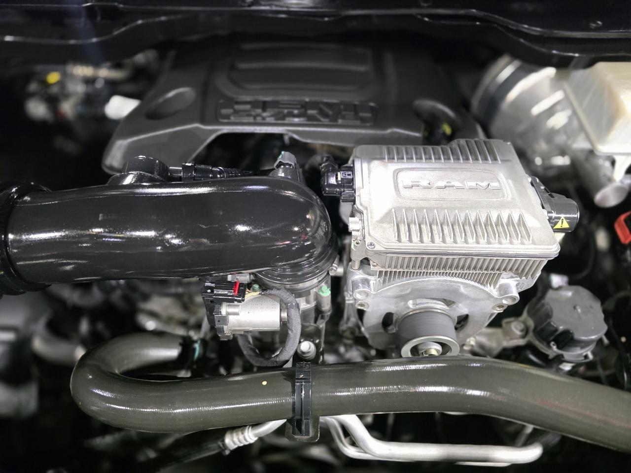RAM 1500 4WD Crew Cab 140.5" Rebel 2021