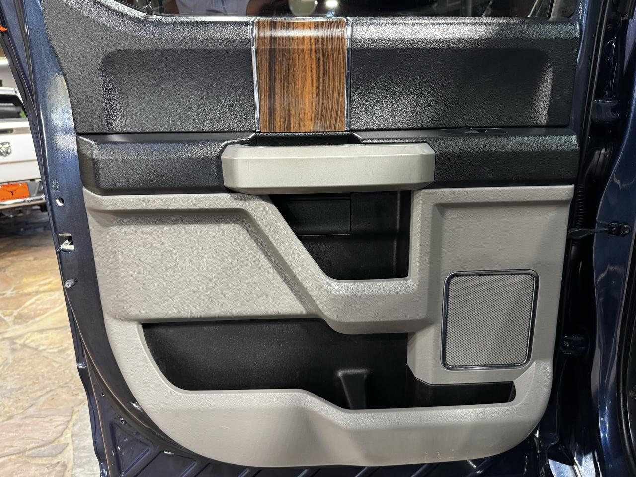 Ford F-150 Lariat 4WD SuperCrew 5.5' Box 2016