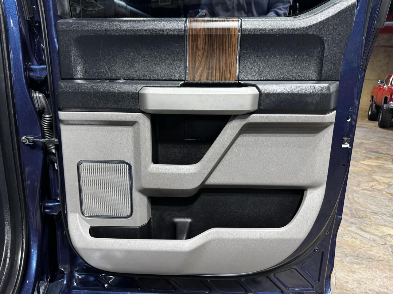 Ford F-150 Lariat 4WD SuperCrew 5.5' Box 2016