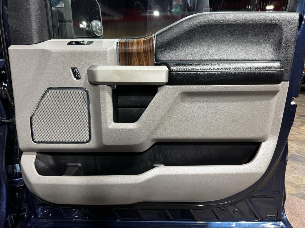 Ford F-150 Lariat 4WD SuperCrew 5.5' Box 2016