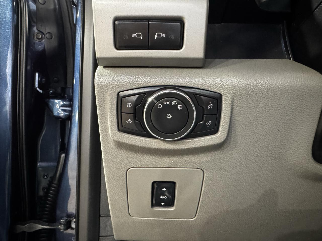 Ford F-150 Lariat 4WD SuperCrew 5.5' Box 2016