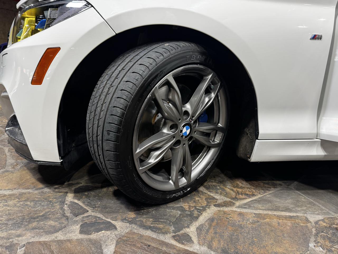 BMW 2 Series 2dr Cpe M235i RWD 2014