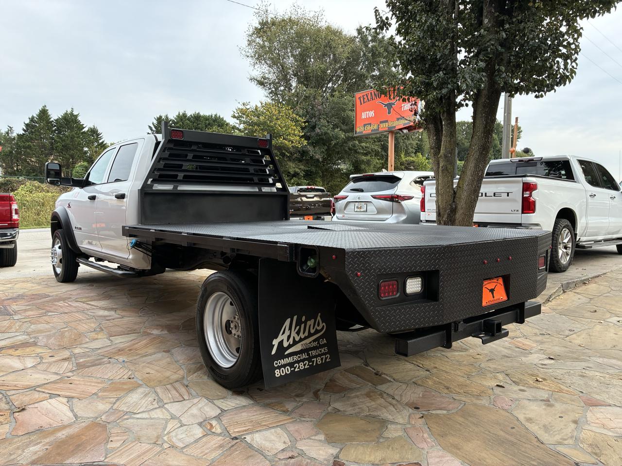 RAM 5500 Chassis Cab Tradesman 4x4 Crew Cab 84" CA 197.4" WB 2021