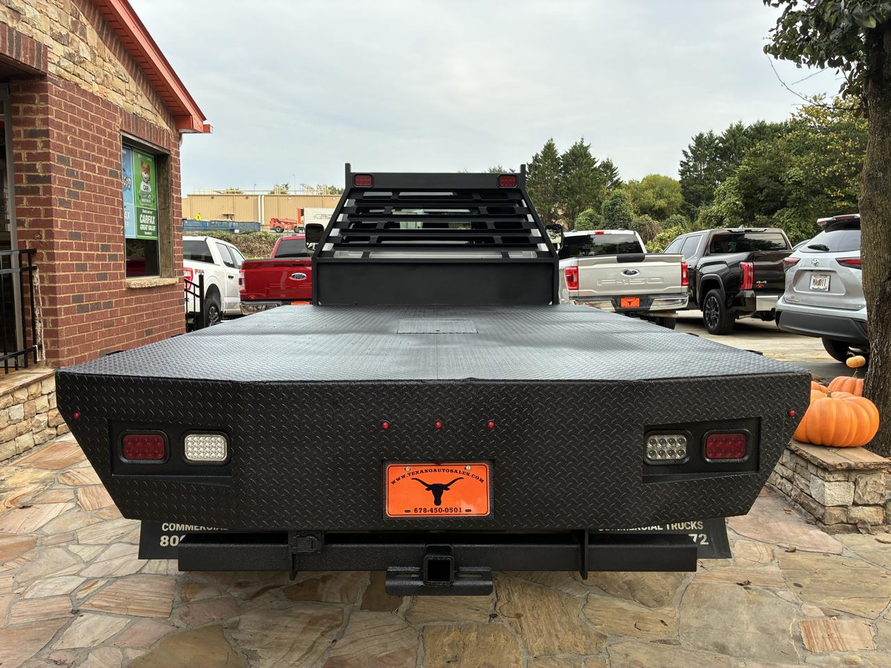 RAM 5500 Chassis Cab Tradesman 4x4 Crew Cab 84" CA 197.4" WB 2021