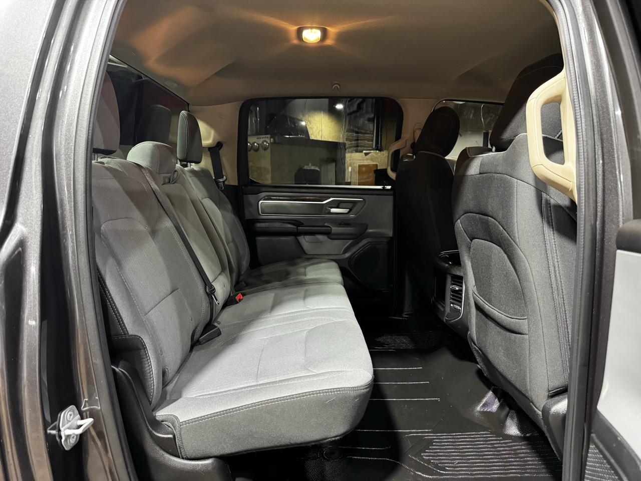 RAM 1500 Big Horn/Lone Star 4x2 Crew Cab 5'7" Box 2019