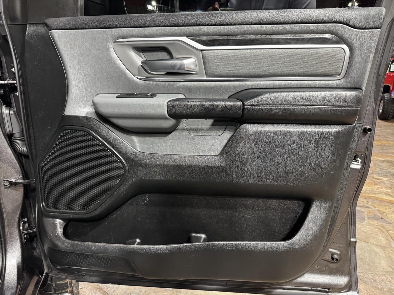 RAM 1500 Big Horn/Lone Star 4x2 Crew Cab 5'7" Box 2019