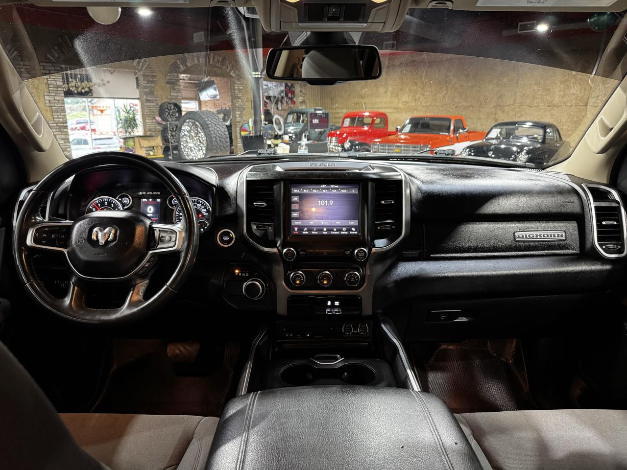 RAM 1500 Big Horn/Lone Star 4x2 Crew Cab 5'7" Box 2019
