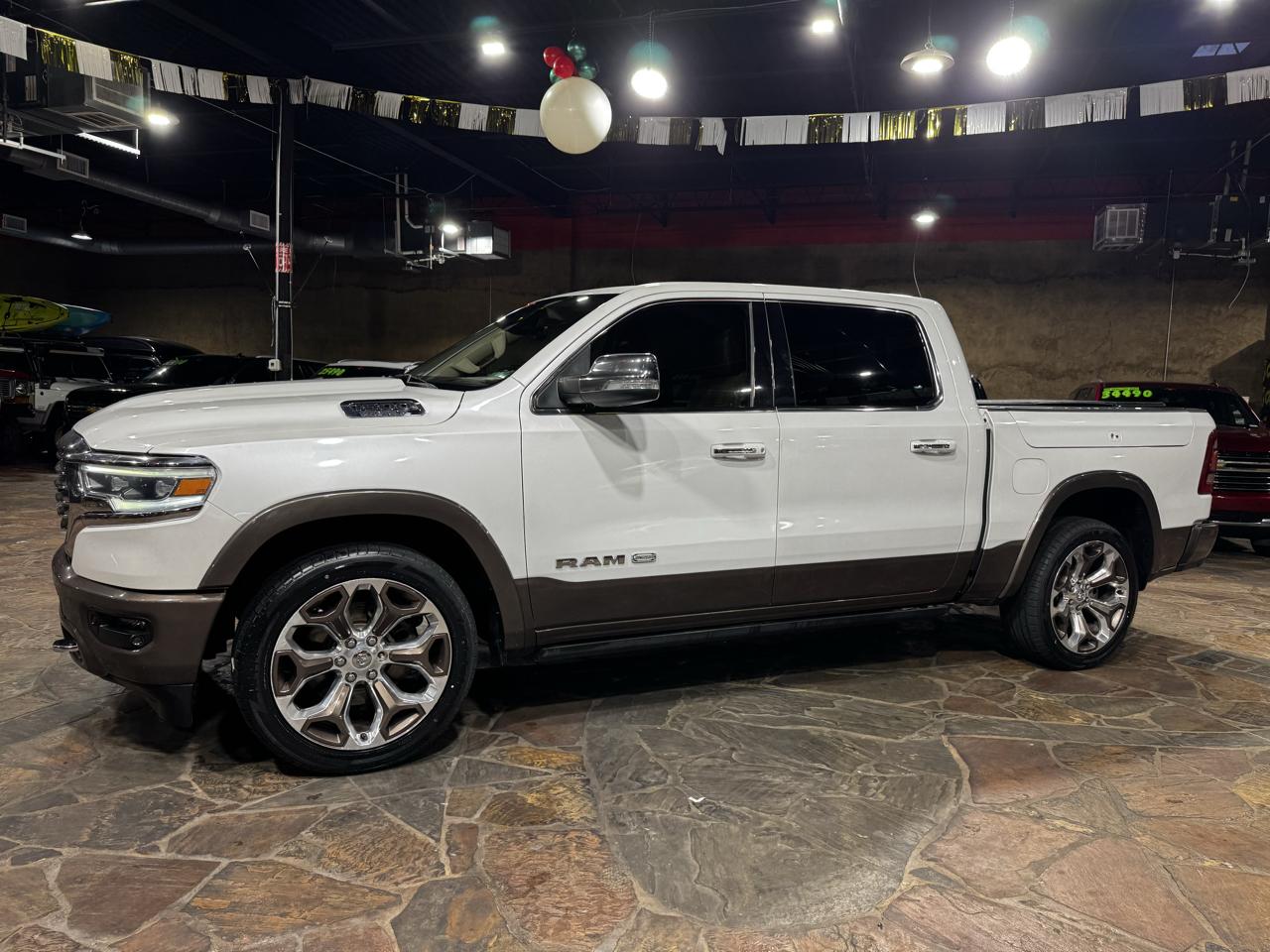 RAM 1500 Longhorn 4x2 Crew Cab 5'7" Box 2020