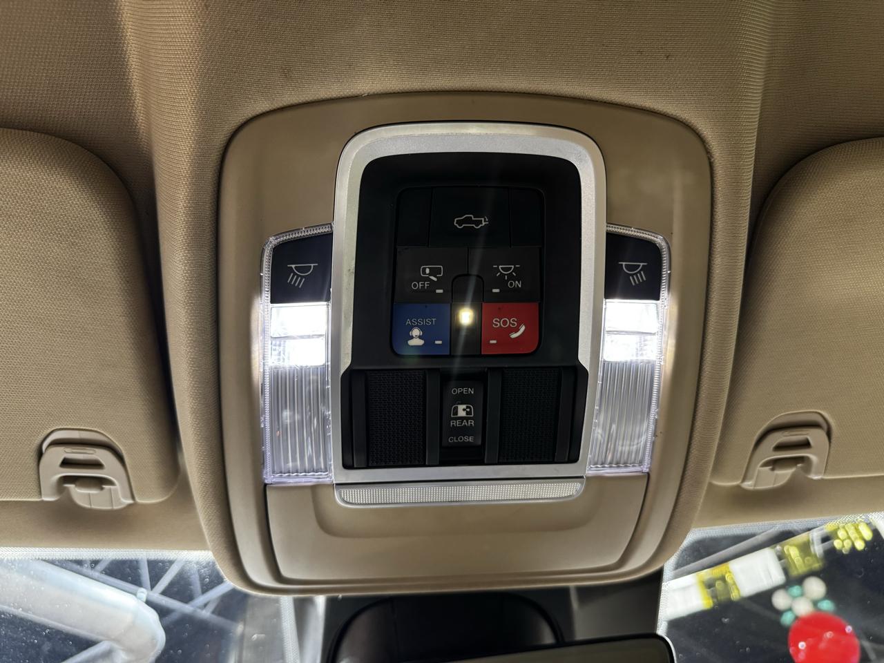 RAM 1500 Longhorn 4x2 Crew Cab 5'7" Box 2020