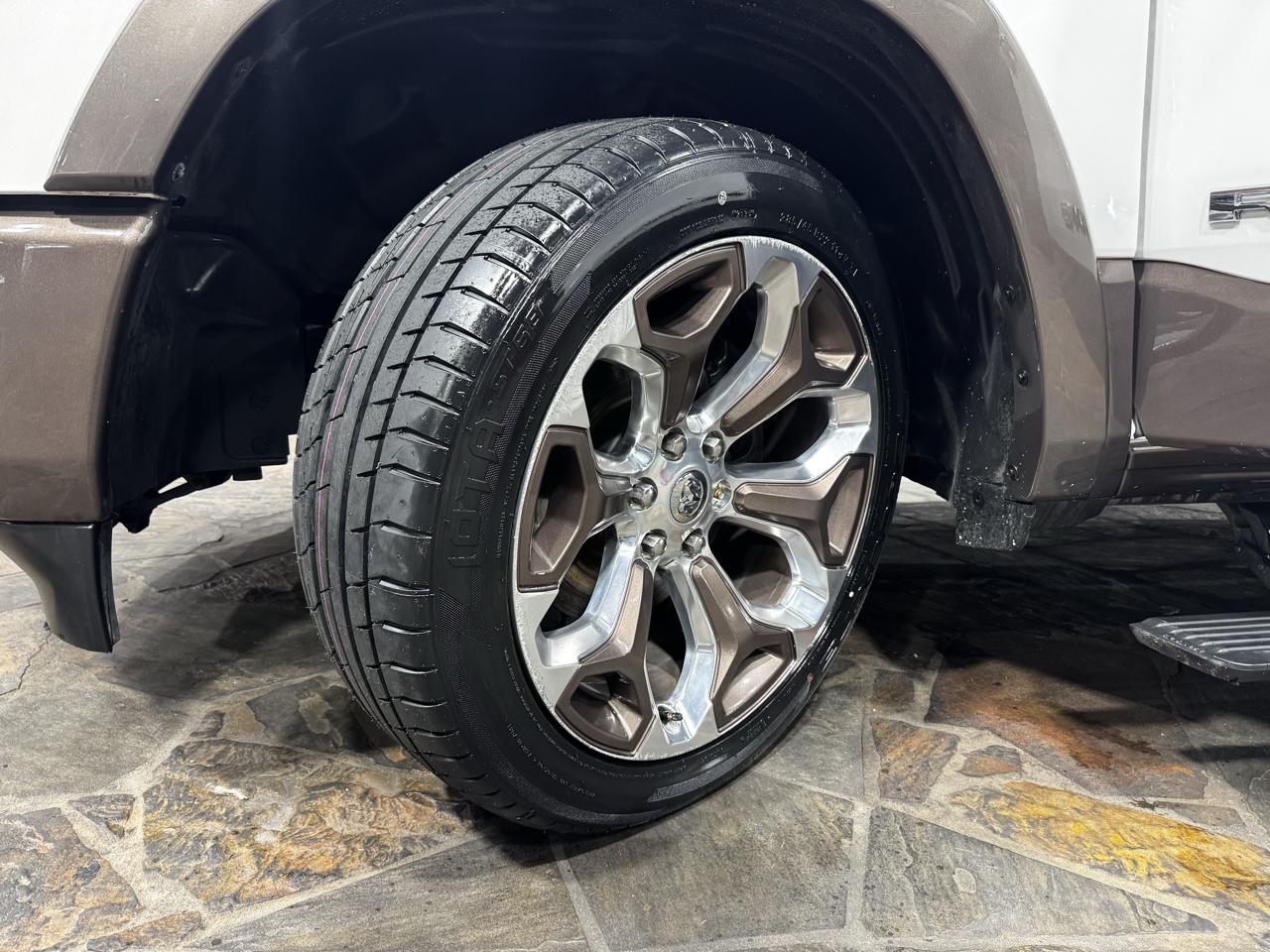 RAM 1500 Longhorn 4x2 Crew Cab 5'7" Box 2020