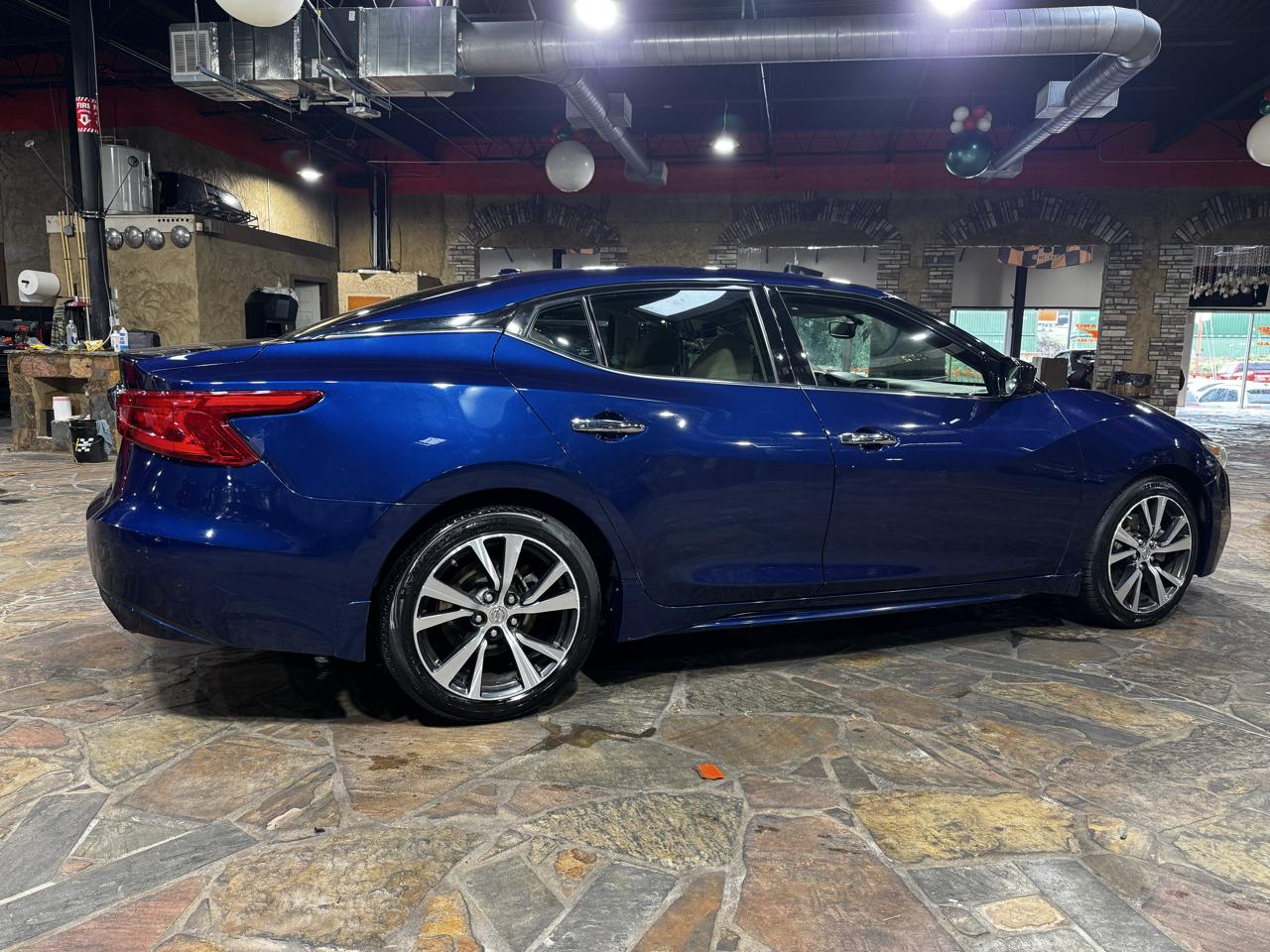 Nissan Maxima S 3.5L *Ltd Avail* 2017