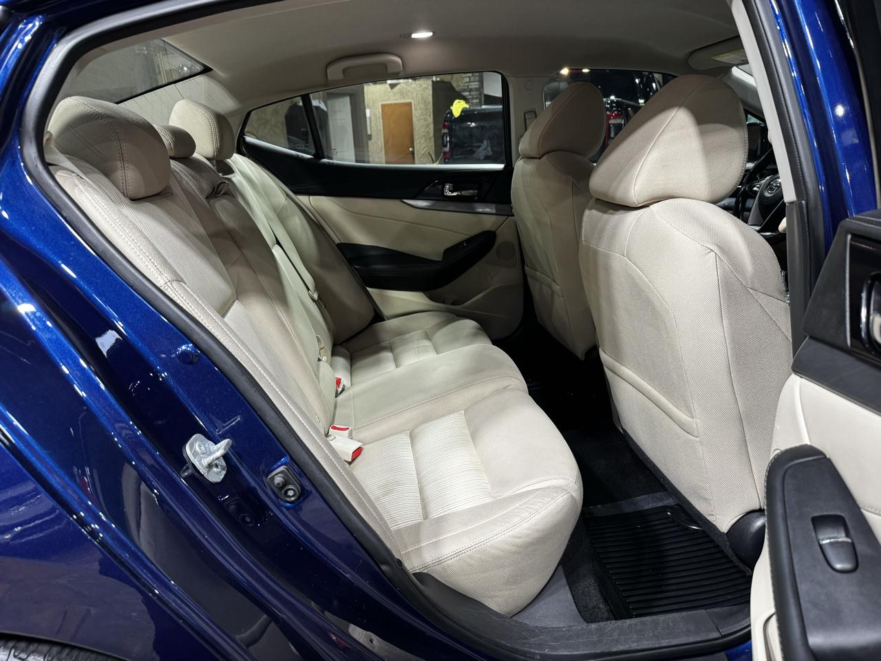 Nissan Maxima S 3.5L *Ltd Avail* 2017