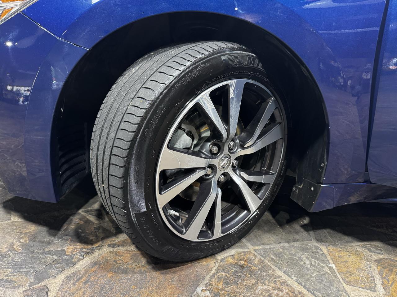 Nissan Maxima S 3.5L *Ltd Avail* 2017