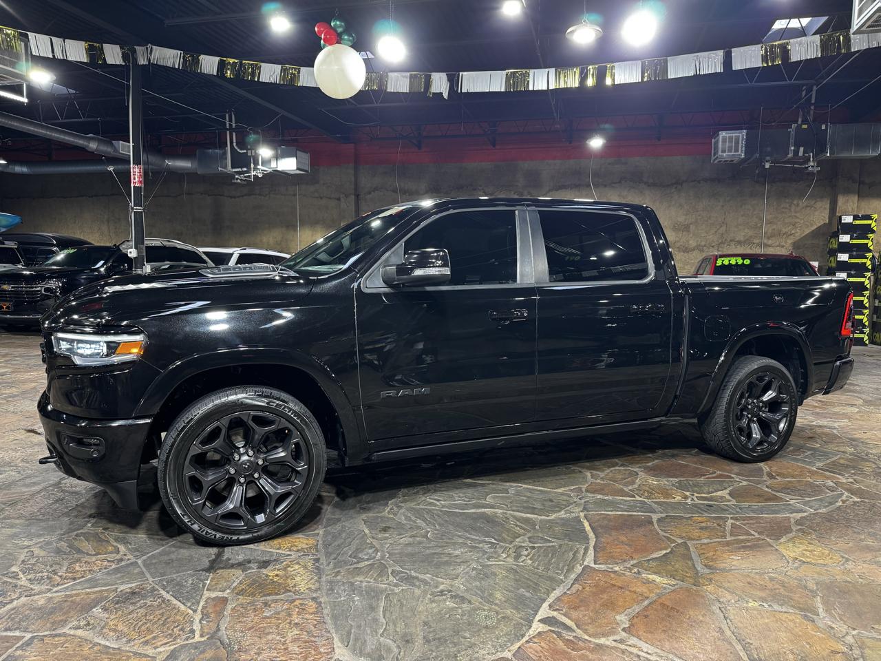 RAM 1500 Limited 4x2 Crew Cab 5'7" Box 2020