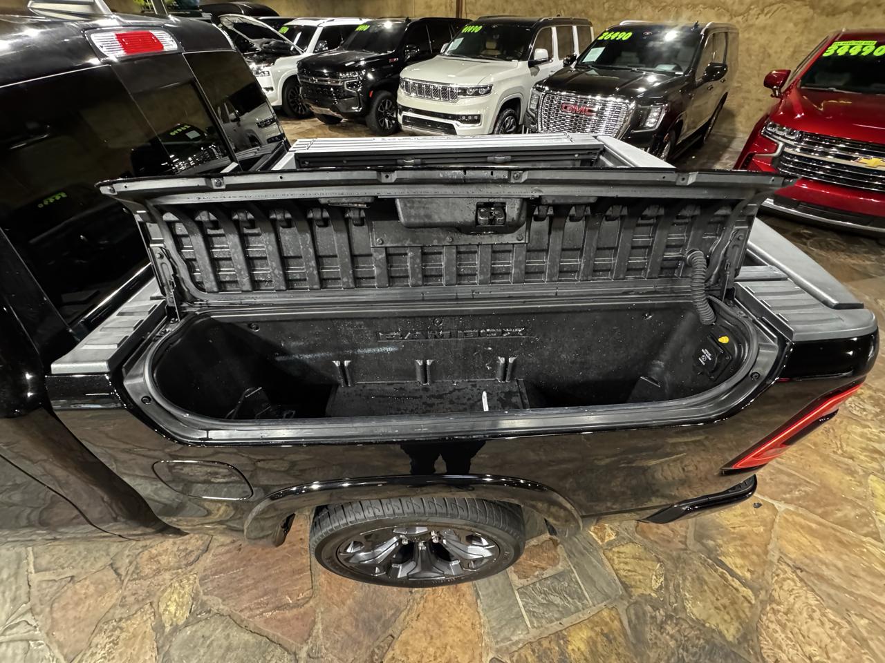 RAM 1500 Limited 4x2 Crew Cab 5'7" Box 2020