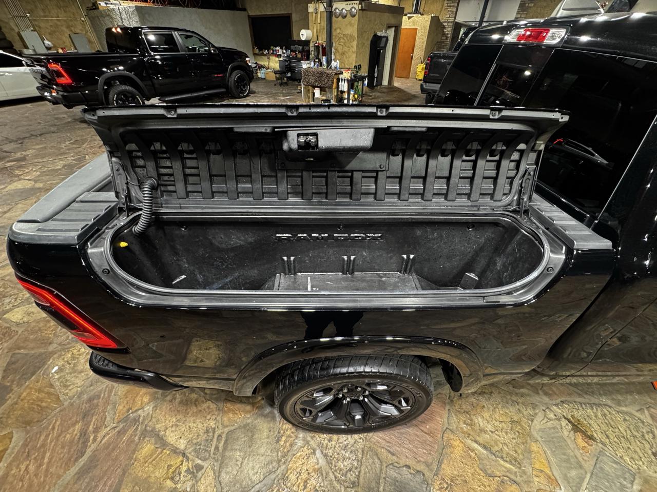 RAM 1500 Limited 4x2 Crew Cab 5'7" Box 2020