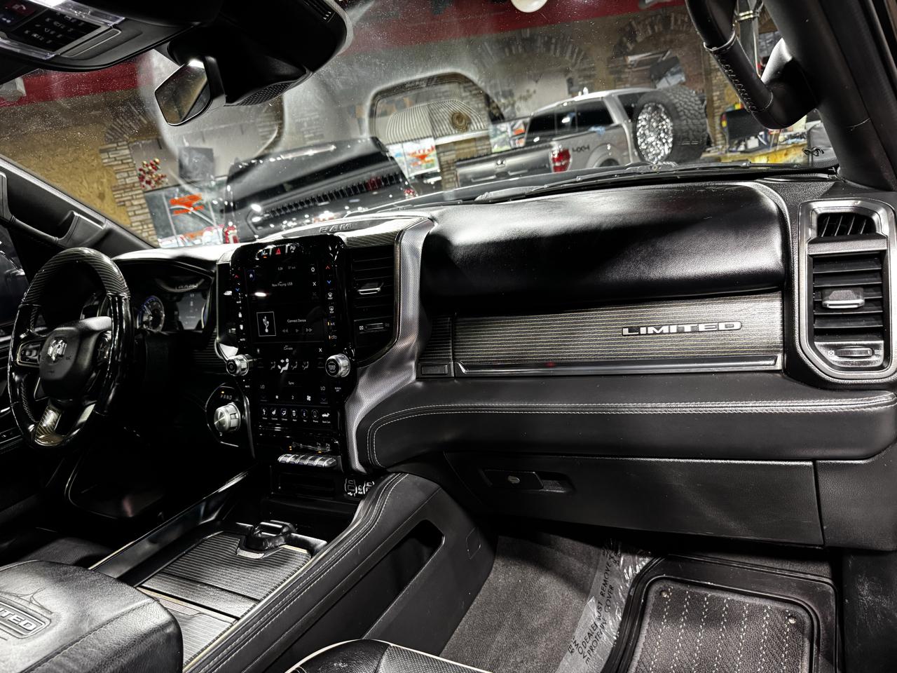 RAM 1500 Limited 4x2 Crew Cab 5'7" Box 2020