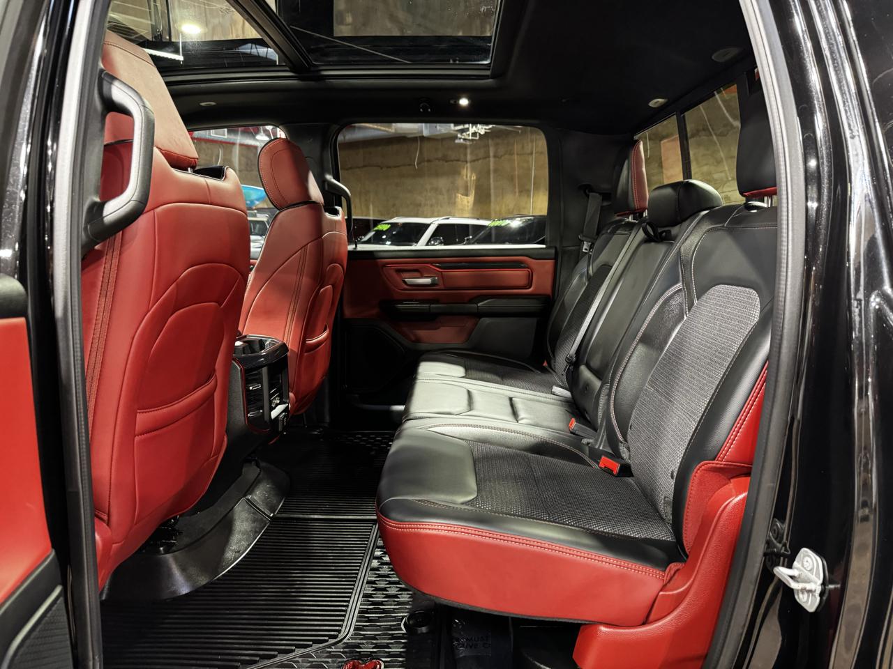 RAM 1500 4WD Crew Cab 140.5" Rebel 2019