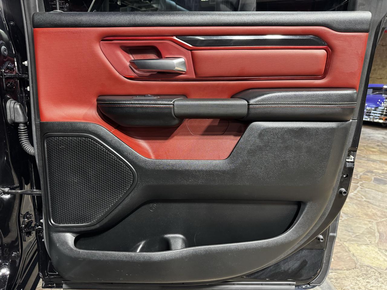 RAM 1500 4WD Crew Cab 140.5" Rebel 2019