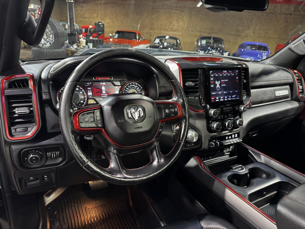 RAM 1500 4WD Crew Cab 140.5" Rebel 2019