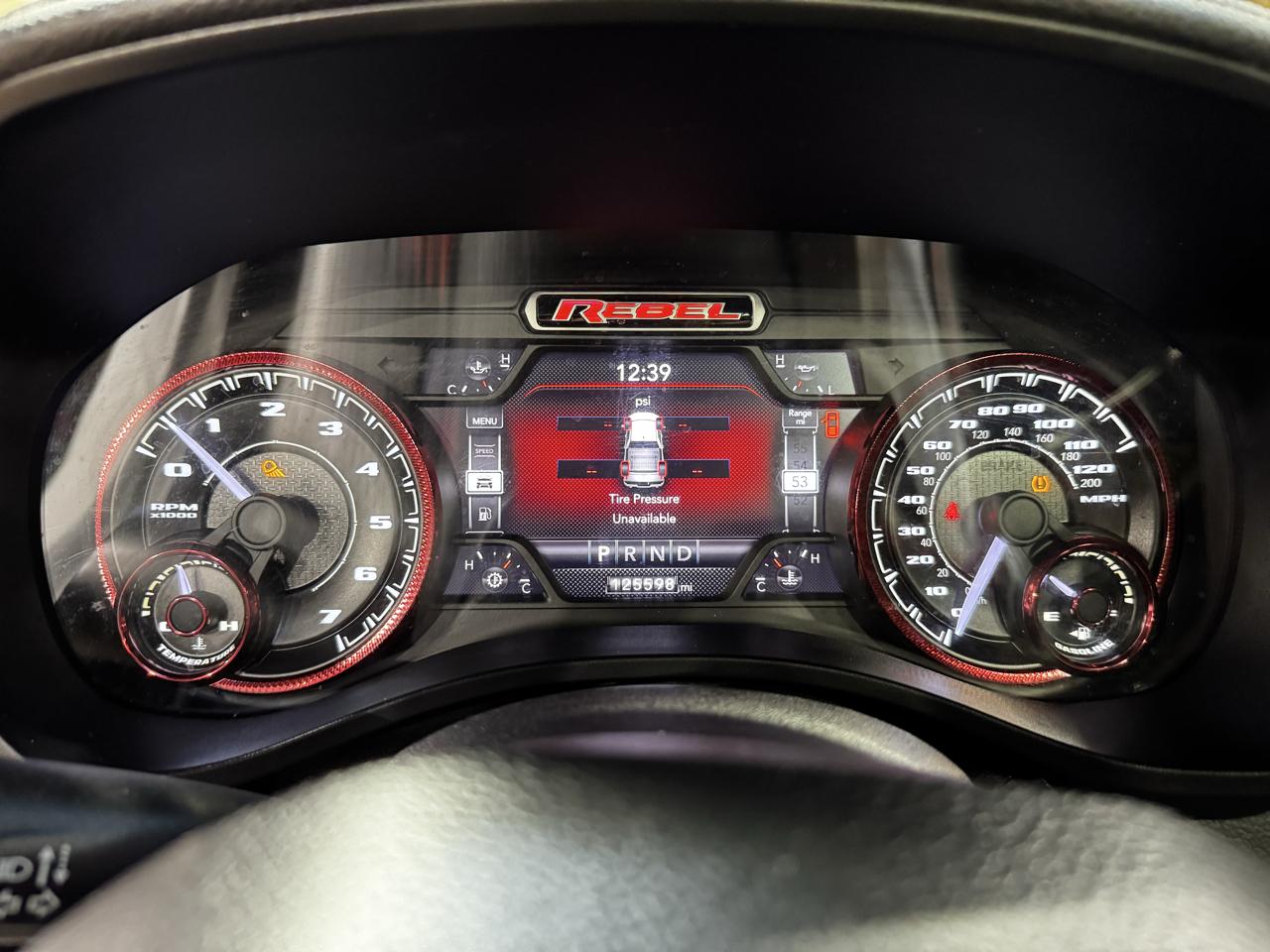 RAM 1500 4WD Crew Cab 140.5" Rebel 2019